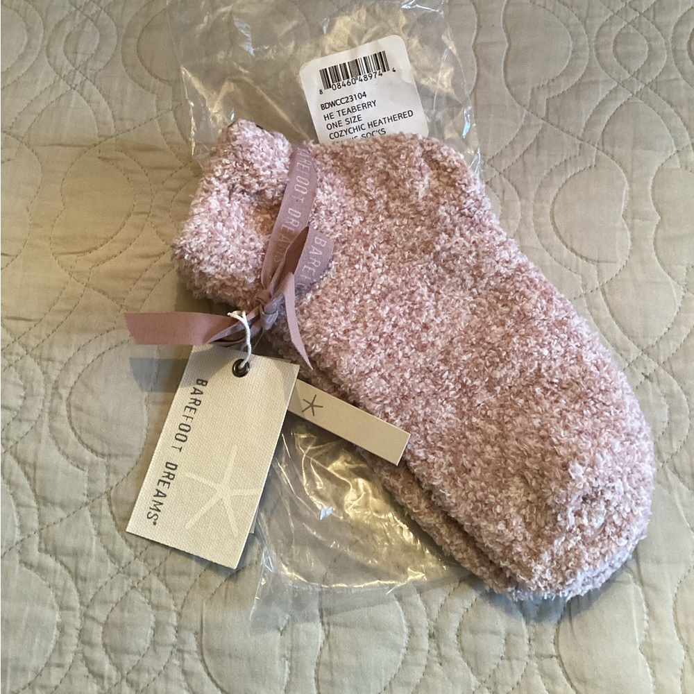 Barefoot Dreams® CozyChic® Socks